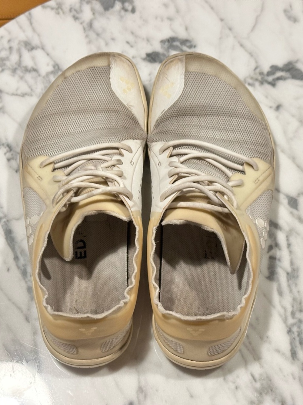 Vivobarefoot Men’s Primus Lite II Brilliant White Size 41 EU